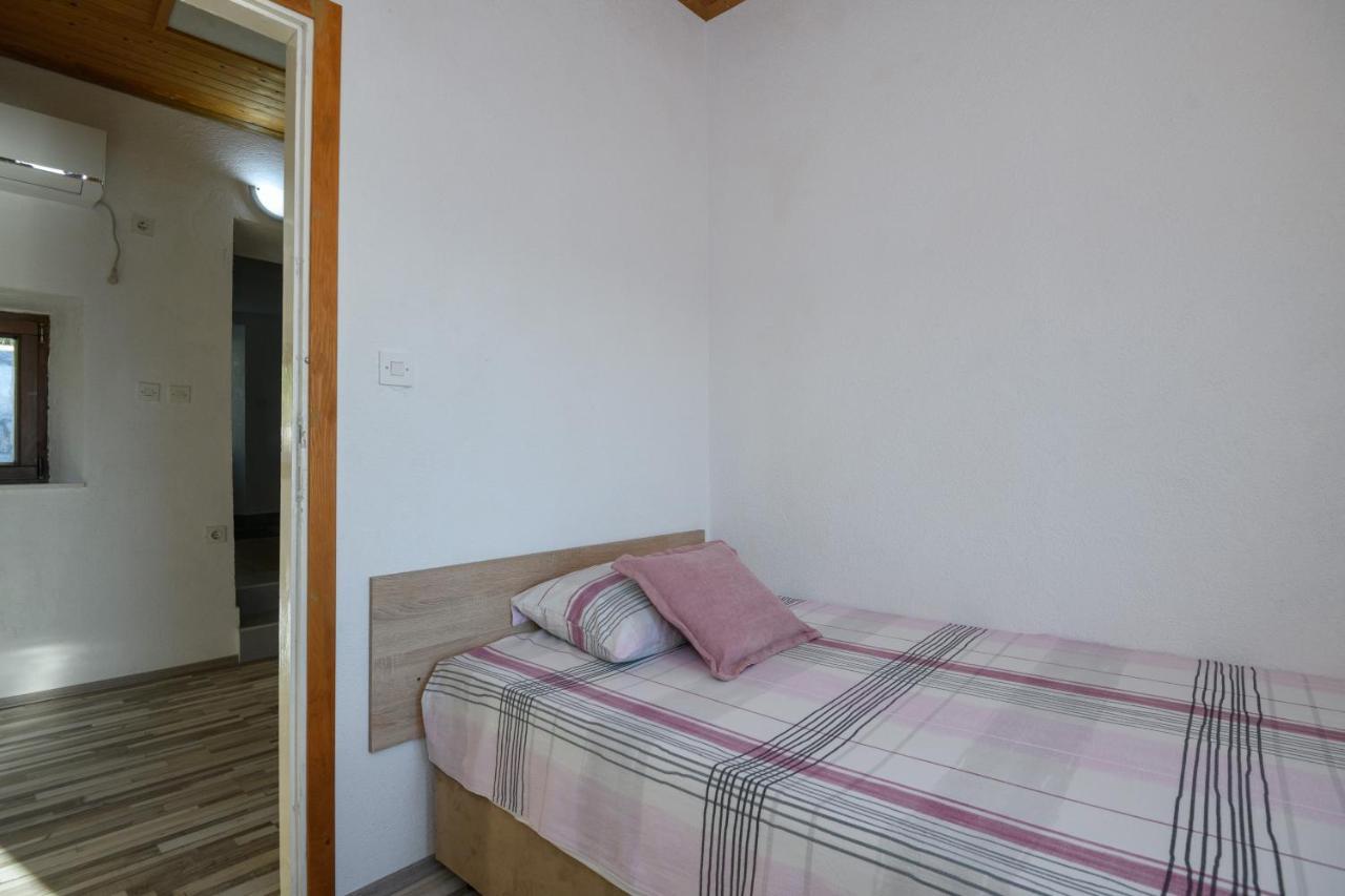 Village House Ana Dubravica Dubravica  Zewnętrze zdjęcie